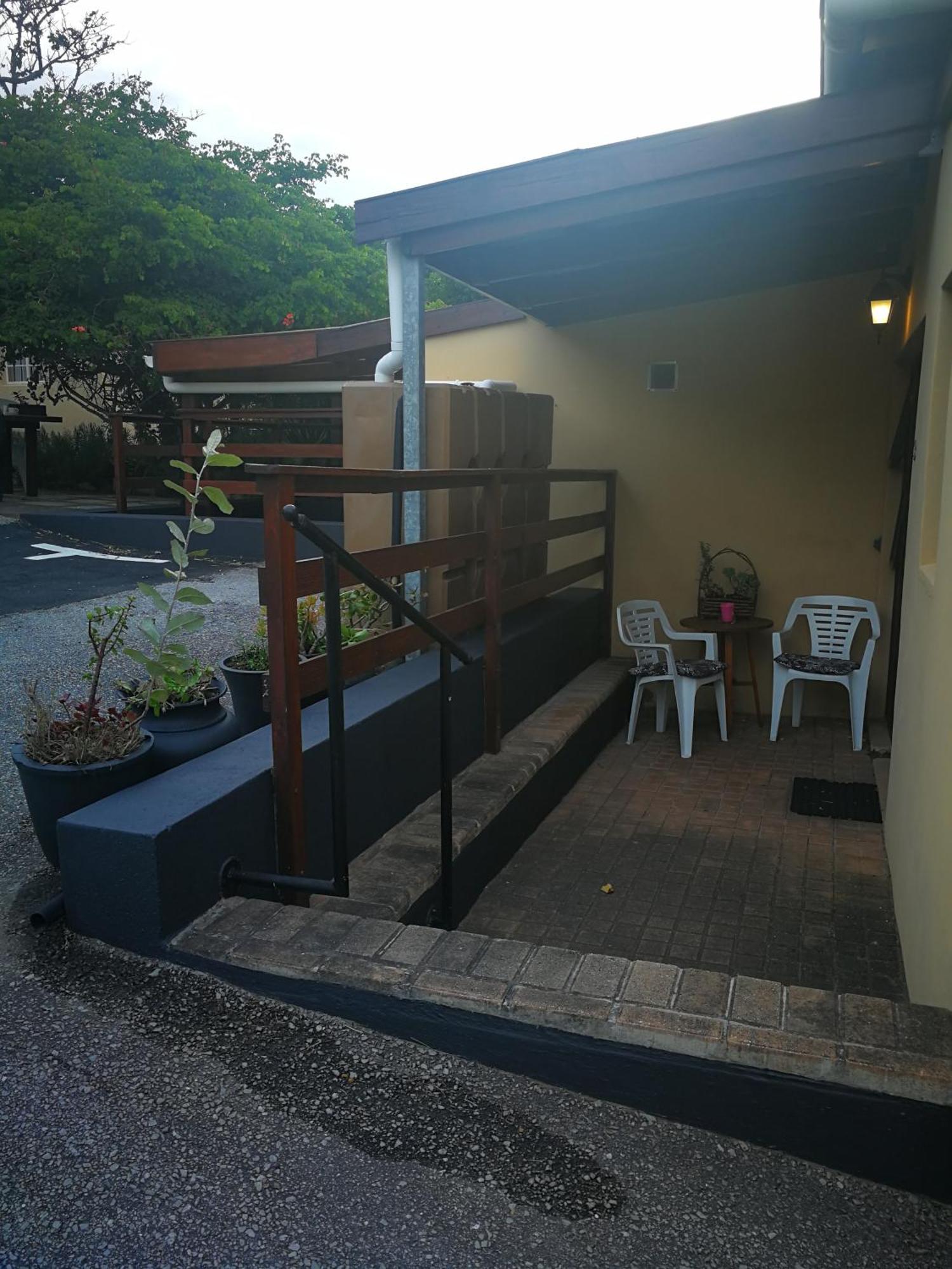 Dempsey'S Self-Catering Guest House Port Elizabeth Eksteriør bilde